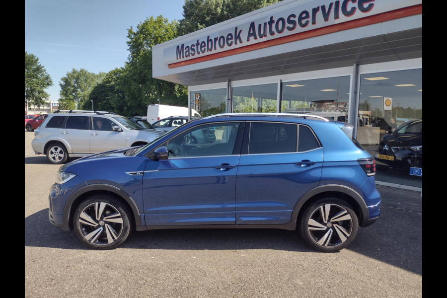 Volkswagen T-Cross 1.0 TSI Style Furtial Cockpit Staat in Hardenberg Volkswagen T-Cross 1.0 TSI Style Furtial Cockpit Staat in Hardenberg