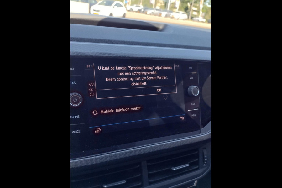 Volkswagen T-Cross 1.0 TSI Style Furtial Cockpit Staat in Hardenberg Volkswagen T-Cross 1.0 TSI Style Furtial Cockpit Staat in Hardenberg