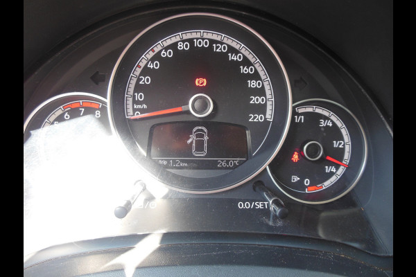 Volkswagen up! 1.0 BMT take up! Staat in De Krim