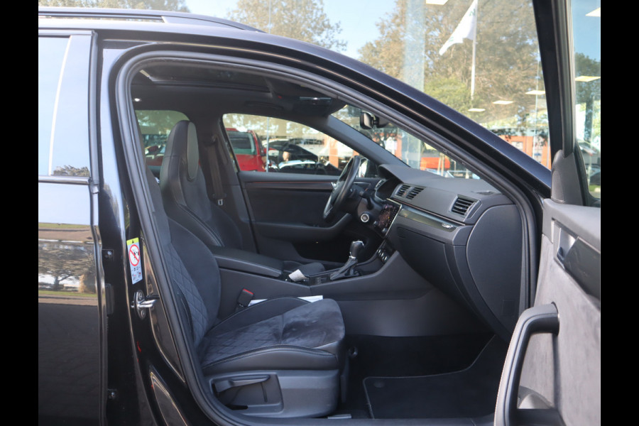 Škoda Superb Combi 1.5 TSI ACT Sportline / Panoramadak