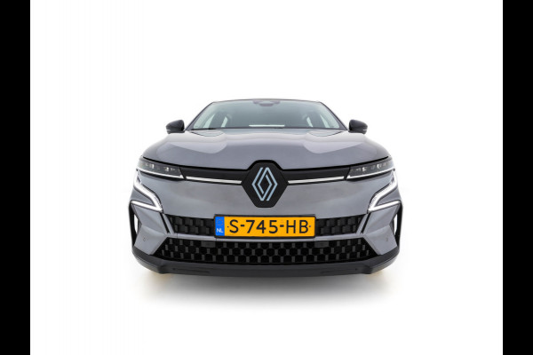 Renault Mégane E-Tech EV60 Optimum Charge Evolution [ 3-Fase ] {SOH-92%} (INCL-BTW) Aut *FULL-LED | DIGI-COCKPIT | NAVI-FULLMAP | CAMERA | COMFORT-SEATS | KEYLESS | ECC | PDC | CRUISE | DAB | CARPLAY | SHIFT-PADDLES | LANE-ASSIST | 18''ALU*