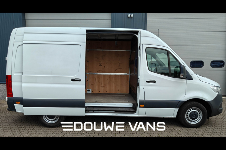 Mercedes-Benz Sprinter 317 L2H2 Automaat 170PK MBUX Airco Mercedes-Benz Sprinter 317 L2H2 Automaat 170PK MBUX Airco
