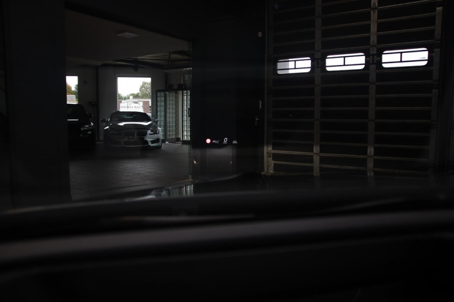 Mercedes-Benz C-Klasse 300 e 300e BURMESTER-PANO-MEMORY-HUD-360