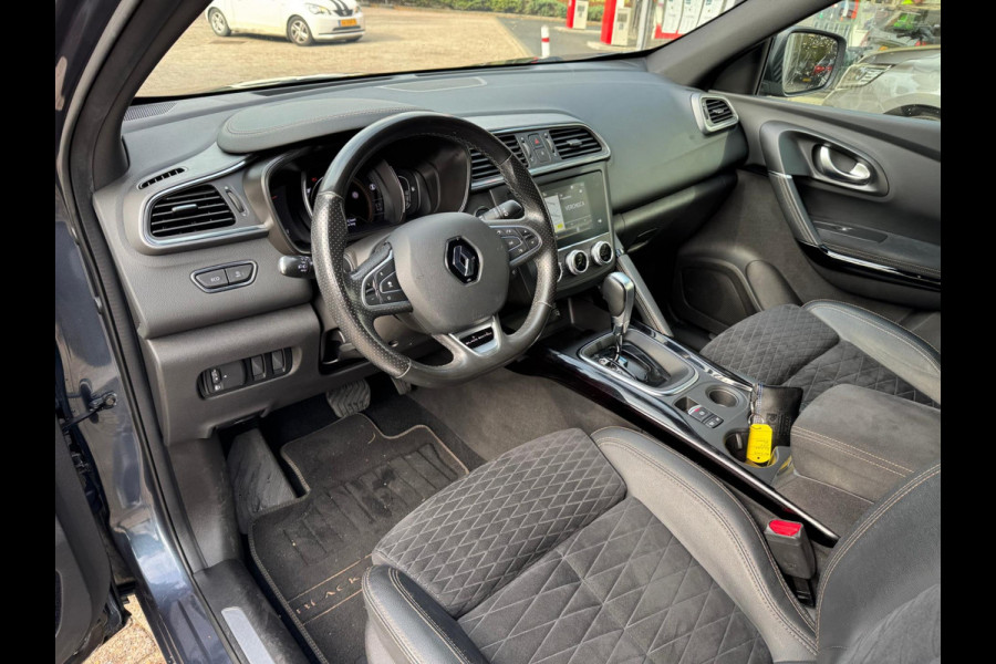 Renault Kadjar TCe 160 EDC Black Edition 1e eigenaar / Camera / P-sensoren / LM 19'' / Stoel verw. / Navi / Full LED / Clima