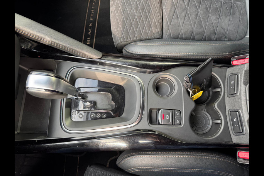 Renault Kadjar TCe 160 EDC Black Edition 1e eigenaar / Camera / P-sensoren / LM 19'' / Stoel verw. / Navi / Full LED / Clima