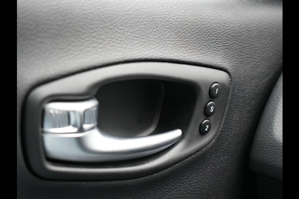 Jeep Compass 4xe 240 Electric S Plug In Hybrid 240pk Dealer O.H PHEV | Lederen Sportstoelen Memory & Verwarmd | Camera | Navigatie | Blis | Keyless | Stuur Verwarmd | Cruise Control | DAB |