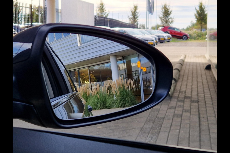 Kia Ceed Sportswagon 1.0 T-GDi DynamicPlusLine | Dodehoek | Key-Less | Stoelverwarming | LED | Licht- en Regensensor |