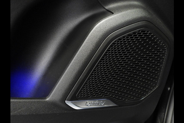 Lynk & Co 01 1.5 PHEV BlackLine NAVI/360CAM/SCHUIFDAK/LED/20"LMV!