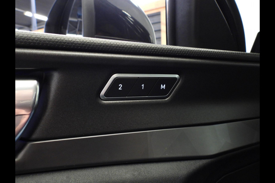 Lynk & Co 01 1.5 PHEV BlackLine NAVI/360CAM/SCHUIFDAK/LED/20"LMV!