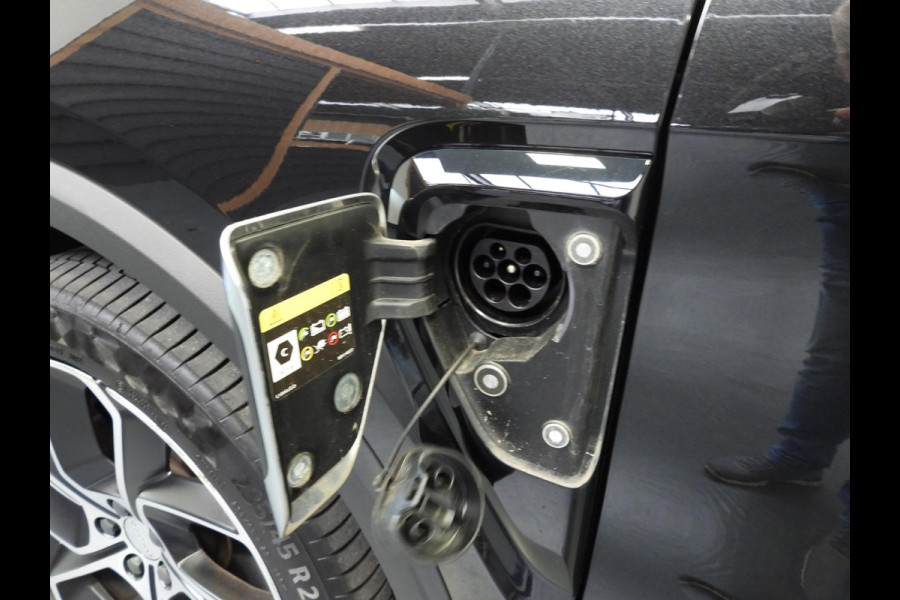 Lynk & Co 01 1.5 PHEV BlackLine NAVI/360CAM/SCHUIFDAK/LED/20"LMV!
