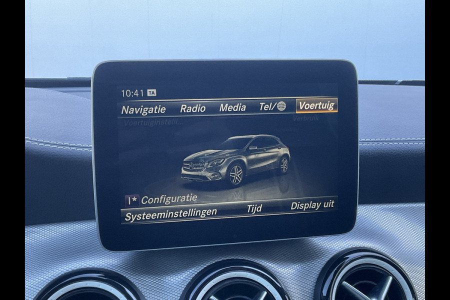 Mercedes-Benz GLA 250 211pk 4-MATIC AMG-Line Pano Memory Led Carplay Voll.Onderhouden!