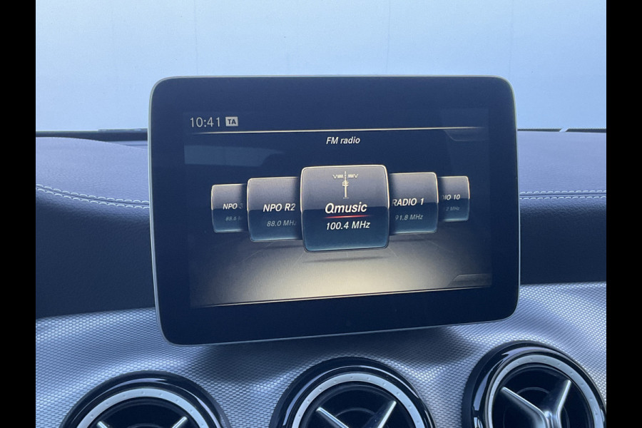Mercedes-Benz GLA 250 211pk 4-MATIC AMG-Line Pano Memory Led Carplay Voll.Onderhouden!