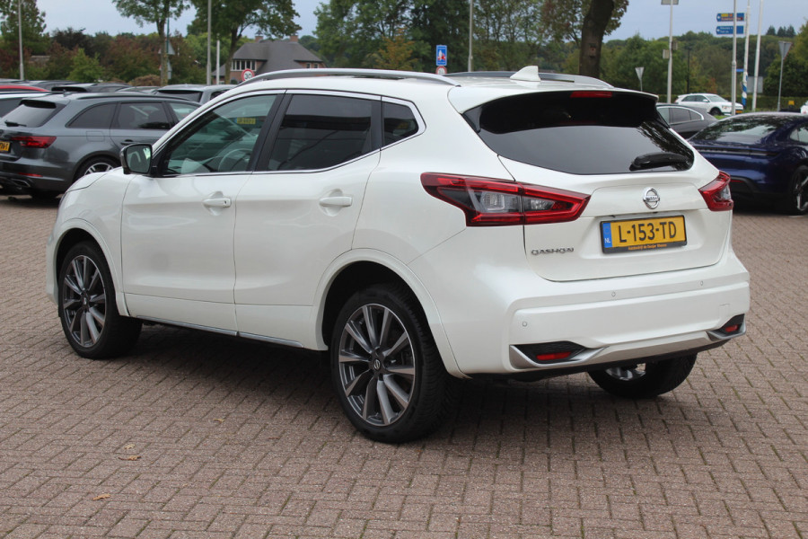Nissan QASHQAI 1.3 DIG-T Tekna / Full option! / Panoramadak / 360Camera / Leder / Apple CarPlay / 19'' / Bose / Navigatie / Stoelverwarming / Keyless