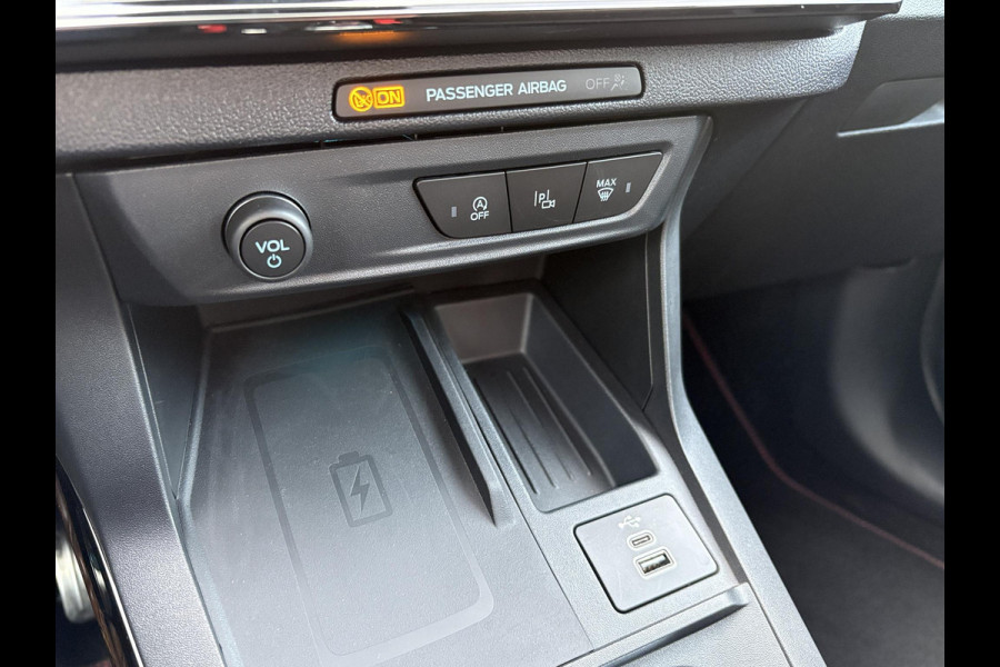 Ford Puma 1.0 EcoBoost Hybrid ST-Line X 125pk | Driver Assistance Pack | Afneembare Trekhaak | Winterpack | All Weather Banden | Verlengde Fabrieksgarantie tot 01-2029 Ford Puma 1.0 EcoBoost Hybrid ST-Line X 125pk | Driver Assistance Pack | Afneembare Trekhaak | Winterpack | All Weather Banden | Verlengde Fabrieksgarantie tot 01-2029