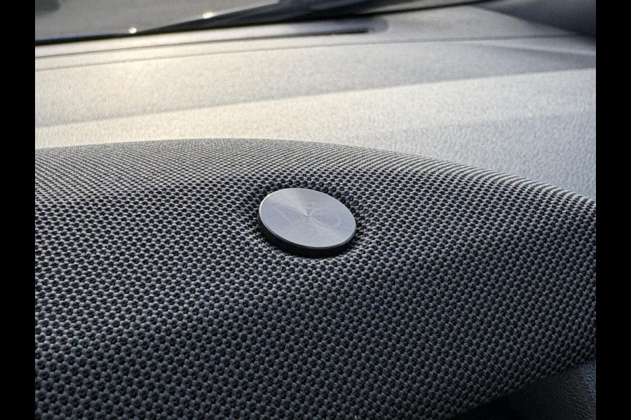 Ford Puma 1.0 EcoBoost Hybrid ST-Line X 125pk | Driver Assistance Pack | Afneembare Trekhaak | Winterpack | All Weather Banden | Verlengde Fabrieksgarantie tot 01-2029 Ford Puma 1.0 EcoBoost Hybrid ST-Line X 125pk | Driver Assistance Pack | Afneembare Trekhaak | Winterpack | All Weather Banden | Verlengde Fabrieksgarantie tot 01-2029