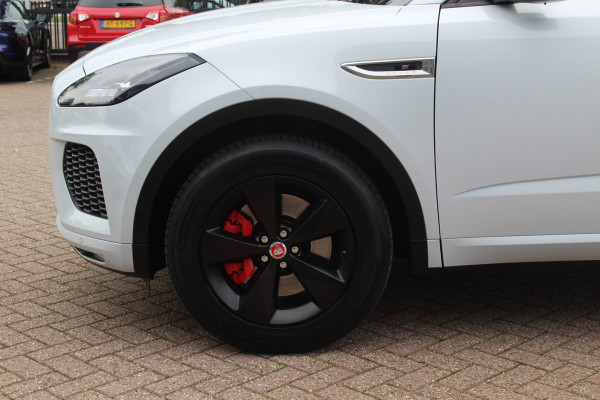 Jaguar E-Pace 2.0 P250 AWD SE / Panoramadak / Camera / Head-up / Leder / 19'' / Meridian / Memory seats / Navigatie / Dodehoek / Stoelverwarming / ACC
