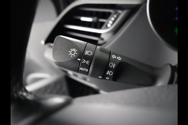 Toyota C-HR 1.8 Hybrid Dynamic Navi. GARANTIE TOT 08-2028! . AFNEEMBARE TREKHAAK. ADAPTIEVE CRUISE CONTROL. PARKEERSENSOREN VOOR & ACHTER.