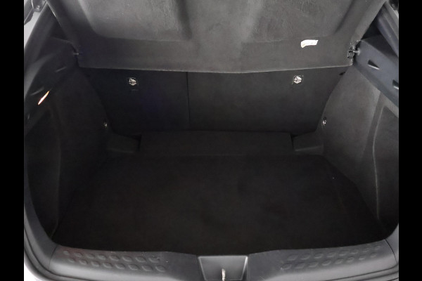 Toyota C-HR 1.8 Hybrid Dynamic Navi. GARANTIE TOT 08-2028! . AFNEEMBARE TREKHAAK. ADAPTIEVE CRUISE CONTROL. PARKEERSENSOREN VOOR & ACHTER.