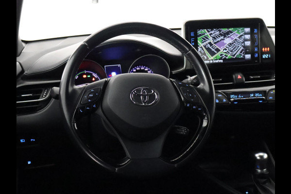 Toyota C-HR 1.8 Hybrid Dynamic Navi. GARANTIE TOT 08-2028! . AFNEEMBARE TREKHAAK. ADAPTIEVE CRUISE CONTROL. PARKEERSENSOREN VOOR & ACHTER.