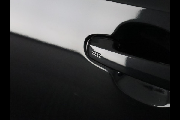 Toyota C-HR 1.8 Hybrid Dynamic Navi. GARANTIE TOT 08-2028! . AFNEEMBARE TREKHAAK. ADAPTIEVE CRUISE CONTROL. PARKEERSENSOREN VOOR & ACHTER.