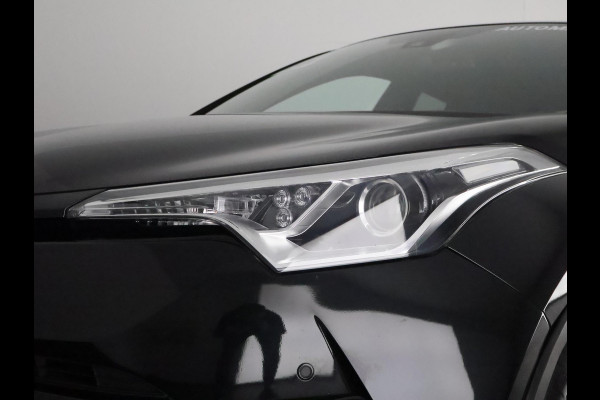 Toyota C-HR 1.8 Hybrid Dynamic Navi. GARANTIE TOT 08-2028! . AFNEEMBARE TREKHAAK. ADAPTIEVE CRUISE CONTROL. PARKEERSENSOREN VOOR & ACHTER.