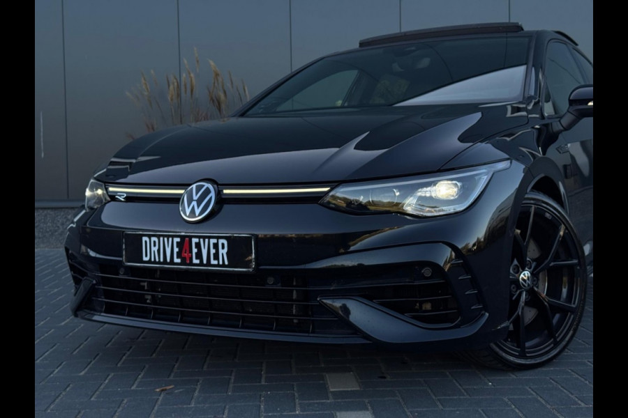 Volkswagen Golf 2.0 TSI R 4MOTION 320pk FULL PANO AKRA DRIFT HUD CAMERA ACC ECC