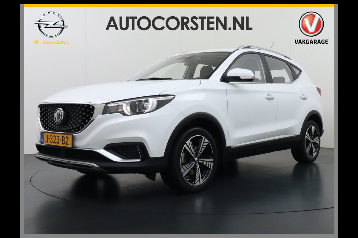 MG MG ZS GERSERVEERD EV Luxury 45kWh Leer+elektr. Pano-dak Adaptive-Cr. Camera Navi Airco Apple Carplay Android Auto Stoelverwarming Lmv 17" DAB+ MG Pilot Lane Assist Bluetooth Led 1e Eigenaar Origineel Nederlandse Auto