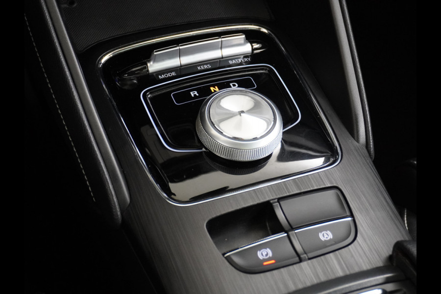 MG MG ZS GERSERVEERD EV Luxury 45kWh Leer+elektr. Pano-dak Adaptive-Cr. Camera Navi Airco Apple Carplay Android Auto Stoelverwarming Lmv 17" DAB+ MG Pilot Lane Assist Bluetooth Led 1e Eigenaar Origineel Nederlandse Auto