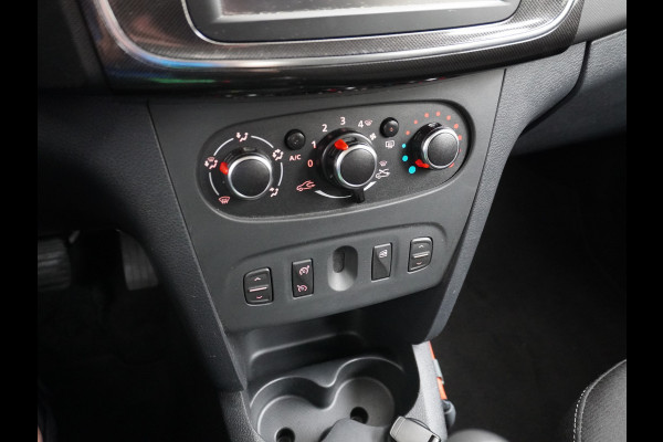 Dacia Logan MCV 1.0TCe Bi-Fuel LPG Apple carplay Android auto Airco Navi Camera Cruise Control Pdc Comfort Bluetooth Led Pack Prestige Isofix 1e Eigenaar Origineel Nederlandse Auto Af-fabriek gasinstallatie