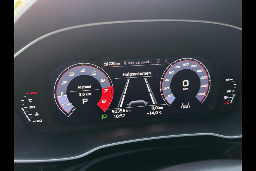 Audi Q3 40 TFSI quattro S Line Automaat | Leren bekleding | Stoelverwarming | Climate control | Cruise control | Lane assist & dode hoek Audi Q3 40 TFSI quattro S Line Automaat | Leren bekleding | Stoelverwarming | Climate control | Cruise control | Lane assist & dode hoek