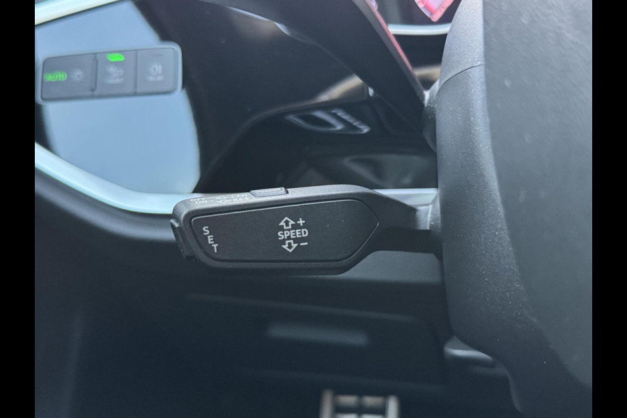 Audi Q3 40 TFSI quattro S Line Automaat | Leren bekleding | Stoelverwarming | Climate control | Cruise control | Lane assist & dode hoek Audi Q3 40 TFSI quattro S Line Automaat | Leren bekleding | Stoelverwarming | Climate control | Cruise control | Lane assist & dode hoek