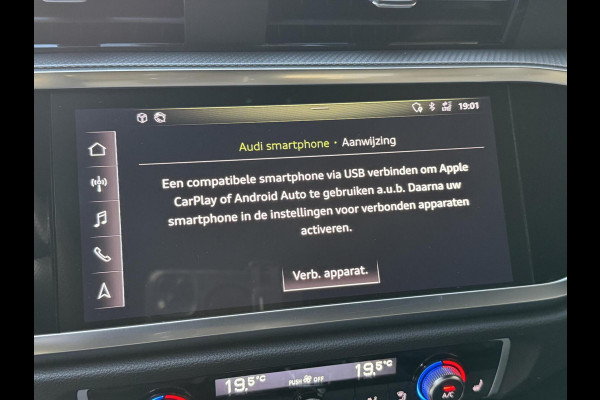 Audi Q3 40 TFSI quattro S Line Automaat | Leren bekleding | Stoelverwarming | Climate control | Cruise control | Lane assist & dode hoek Audi Q3 40 TFSI quattro S Line Automaat | Leren bekleding | Stoelverwarming | Climate control | Cruise control | Lane assist & dode hoek