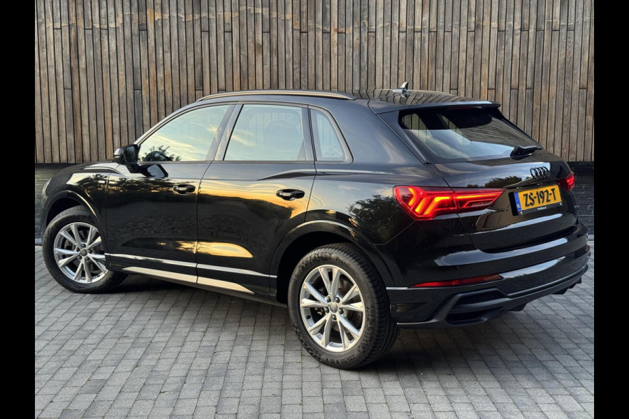 Audi Q3 40 TFSI quattro S Line Automaat | Leren bekleding | Stoelverwarming | Climate control | Cruise control | Lane assist & dode hoek Audi Q3 40 TFSI quattro S Line Automaat | Leren bekleding | Stoelverwarming | Climate control | Cruise control | Lane assist & dode hoek