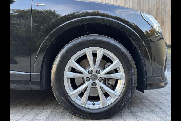 Audi Q3 40 TFSI quattro S Line Automaat | Leren bekleding | Stoelverwarming | Climate control | Cruise control | Lane assist & dode hoek Audi Q3 40 TFSI quattro S Line Automaat | Leren bekleding | Stoelverwarming | Climate control | Cruise control | Lane assist & dode hoek