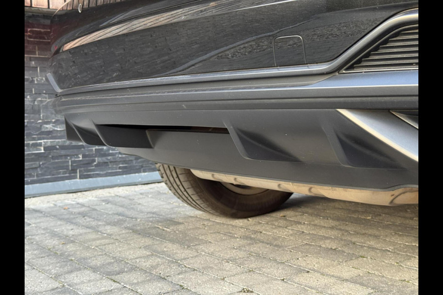 Audi Q3 40 TFSI quattro S Line Automaat | Leren bekleding | Stoelverwarming | Climate control | Cruise control | Lane assist & dode hoek Audi Q3 40 TFSI quattro S Line Automaat | Leren bekleding | Stoelverwarming | Climate control | Cruise control | Lane assist & dode hoek