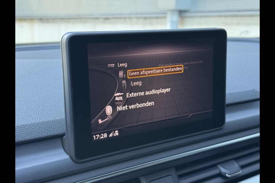 Audi A4 Avant 1.4 TFSI Sport S line edition Automaat | LED verlichting | Apple CarPlay | Lane assist & verkeersbord detectie | Cruise &