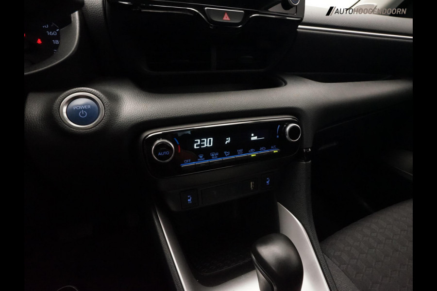 Mazda 2 Hybrid 1.5 Agile (TOYOTA YARIS,APPLE CARPLAY,STUURVERWARMING,STOELVERWARMING,KEYLESS,CAMERA,CRUISE,NIEUWE APK,TOPCONDITIE)
