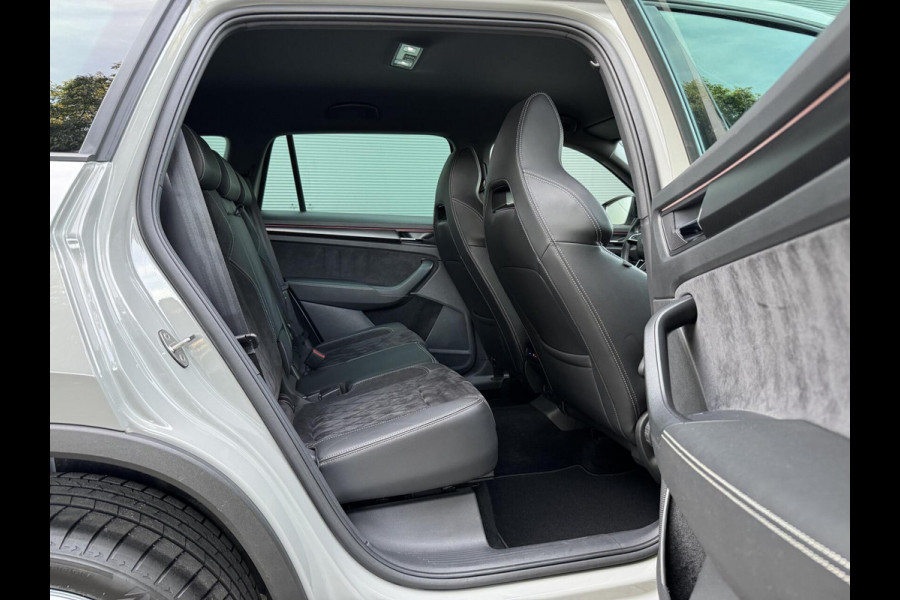 Škoda Kodiaq 1.5 TSI Sportline Automaat | Trekhaak uitklapbaar | Voorstoelen verwarmd | Cruise control adaptief | Rijstrooksensor | Grootlich