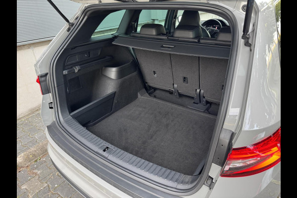 Škoda Kodiaq 1.5 TSI Sportline Automaat | Trekhaak uitklapbaar | Voorstoelen verwarmd | Cruise control adaptief | Rijstrooksensor | Grootlich