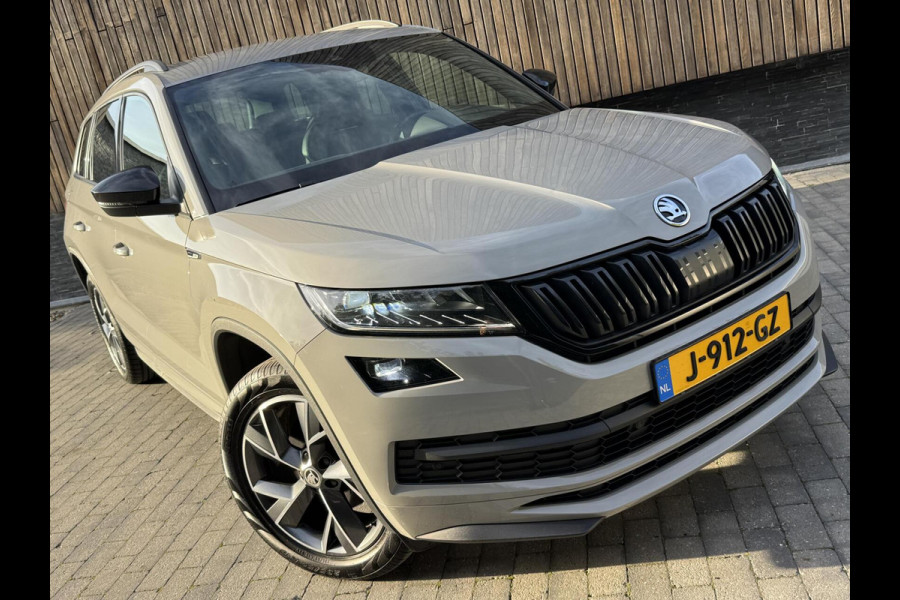 Škoda Kodiaq 1.5 TSI Sportline Automaat | Trekhaak uitklapbaar | Voorstoelen verwarmd | Cruise control adaptief | Rijstrooksensor | Grootlich