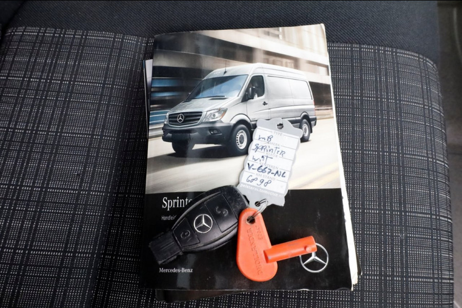 Mercedes-Benz Sprinter 314 CDI 143pk E6 Bakwagen met laadklep en zijdeur 1.145kg laadvermogen 03-2018