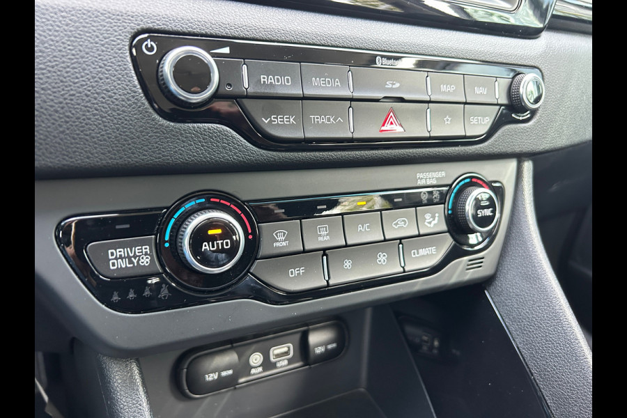 Kia Niro 1.6 GDi Hybrid DynamicLine 100% Dealer Onderhouden 1e Eig Rijklaarprijs!