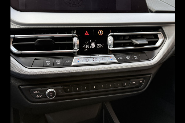 BMW 1-serie 116i Business Edition | Apple Carplay | DAB+ | PDC V+A