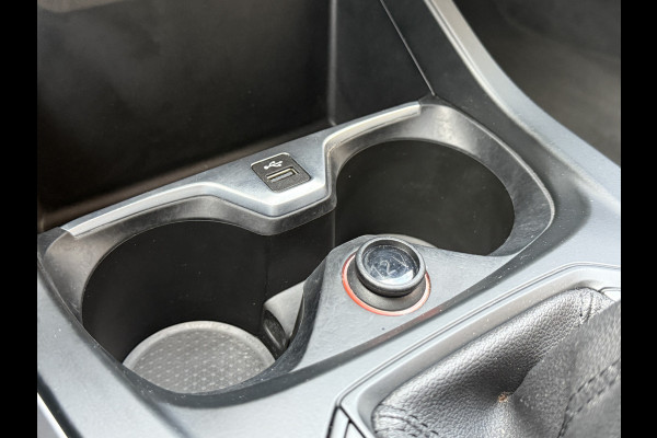 BMW 1-serie 116i Business Edition | Apple Carplay | DAB+ | PDC V+A