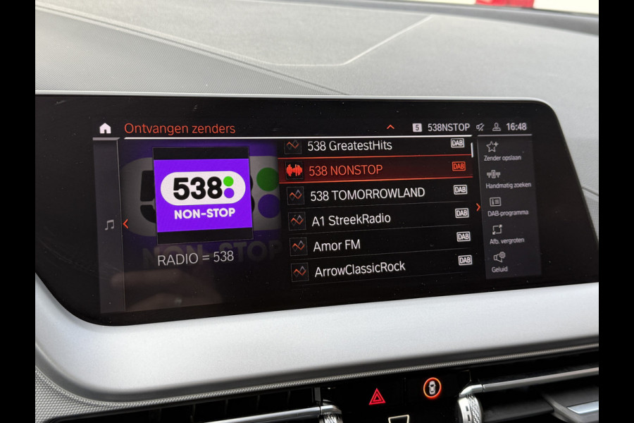 BMW 1-serie 116i Business Edition | Apple Carplay | DAB+ | PDC V+A