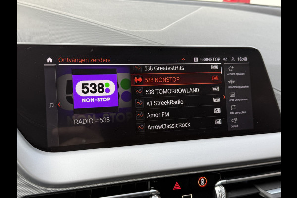 BMW 1-serie 116i Business Edition | Apple Carplay | DAB+ | PDC V+A