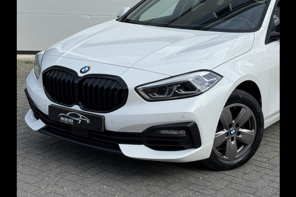 BMW 1-serie 116i Business Edition | Apple Carplay | DAB+ | PDC V+A