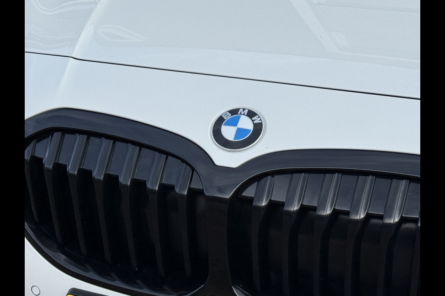 BMW 1-serie 116i Business Edition | Apple Carplay | DAB+ | PDC V+A