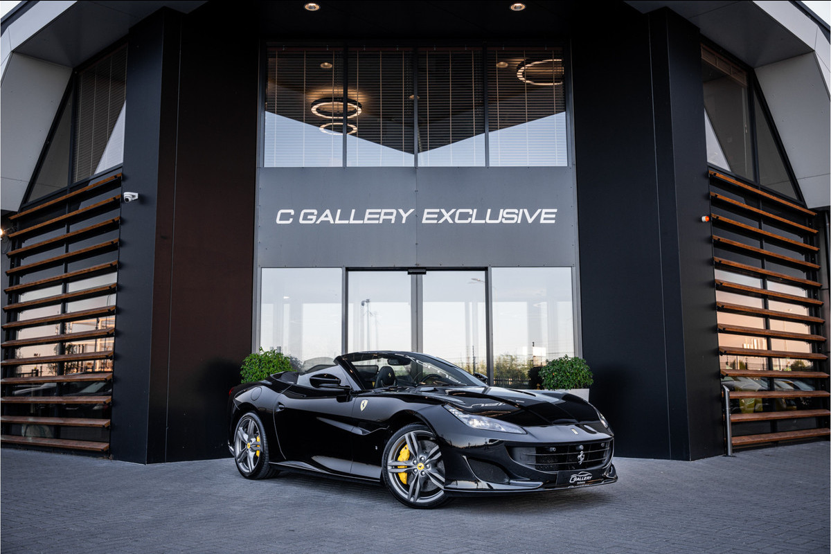 Ferrari Portofino 3.9 V8 HELE - Nero Daytona | Passenger Display | Carbon | JBL | Memory Ferrari Portofino 3.9 V8 HELE - Nero Daytona | Passenger Display | Carbon | JBL | Memory