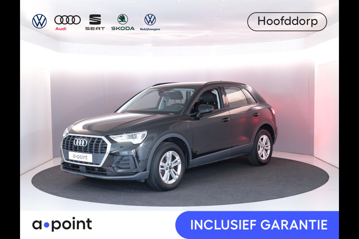 Audi Q3 45 TFSI e Advanced edition 245pk | Navigatie via App | Android auto | Parkeercamera | Verwarmbare voorstoelen Audi Q3 45 TFSI e Advanced edition 245pk | Navigatie via App | Android auto | Parkeercamera | Verwarmbare voorstoelen